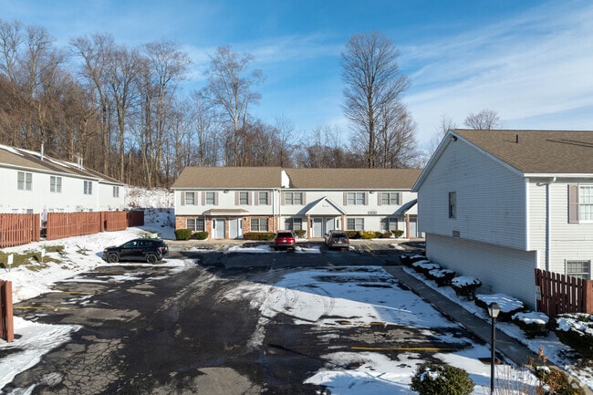 Pinnacle Townhomes