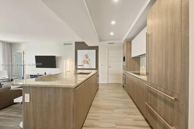 Building Photo - 801 S Miami Ave Unit 801 S Miami Ave  4708