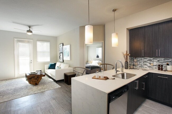 Photo - Legacy Naples Apartments