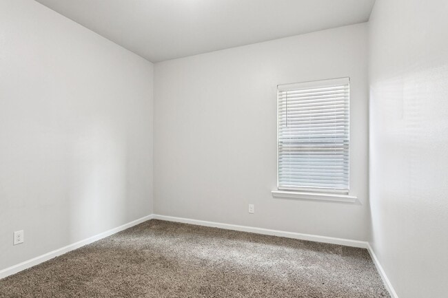 Photo - Move-In Special! 4-Bed, 2-Bath Home in Sli...