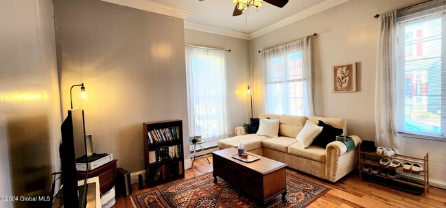 Photo - 74 Caroline St Unit 1