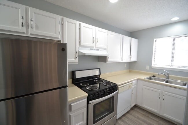 Photo - 1504 Crestone Ave