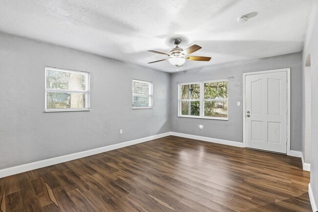 Photo - Beautiful, renovated 3 bedroom 1 bath home