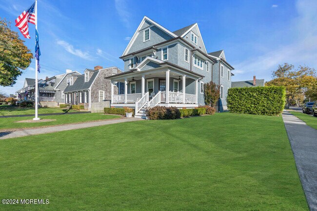 Photo - 300 Salem Ave