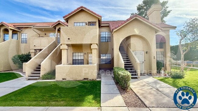 Building Photo - 1126 W Elliot Rd Unit 1072