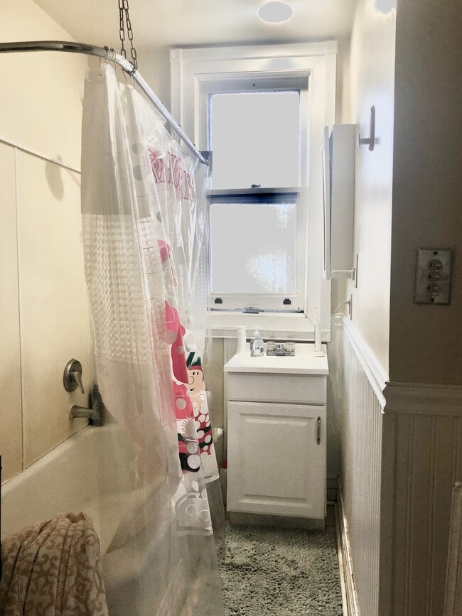 Photo - 24 Brantford Pl Unit 1