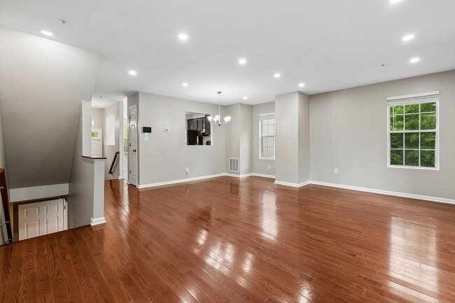 Photo - 10737 Kitchener Ct