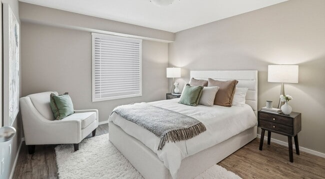 Crestwood Apartments