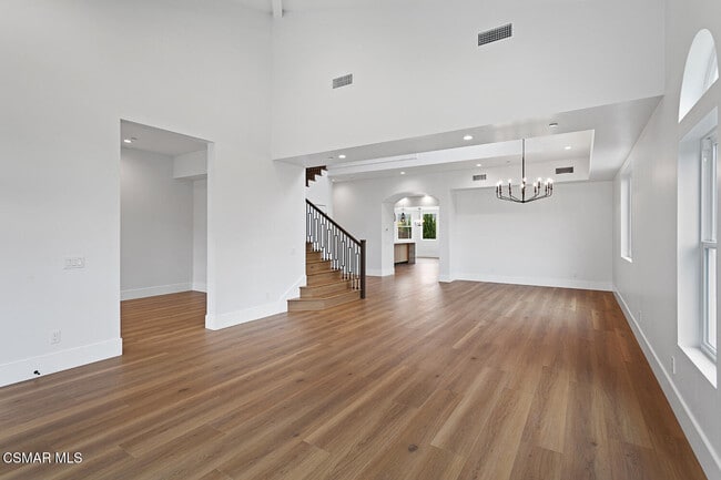 Photo - 295 Toyon Ct