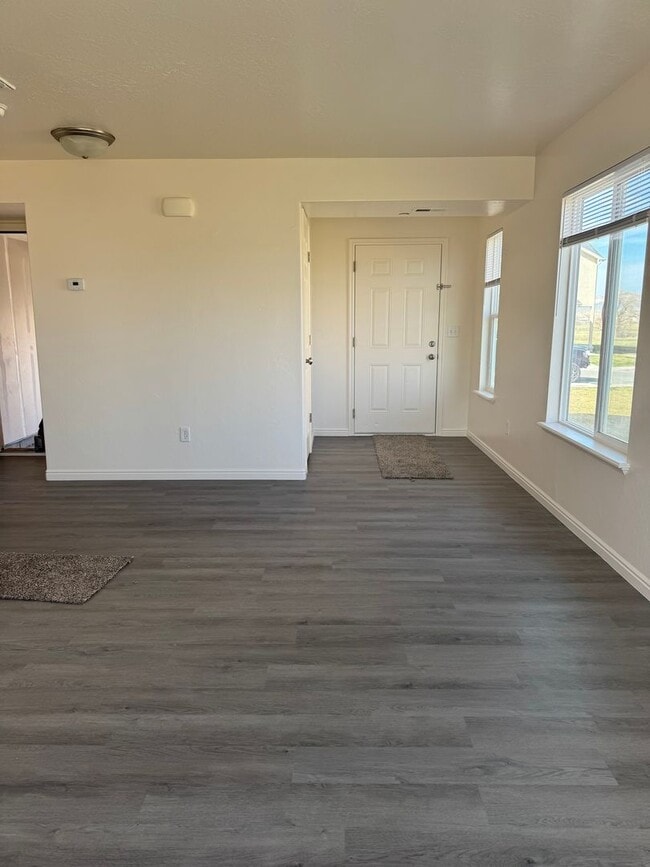 Photo - 2 bed 2 bath in Vernal!