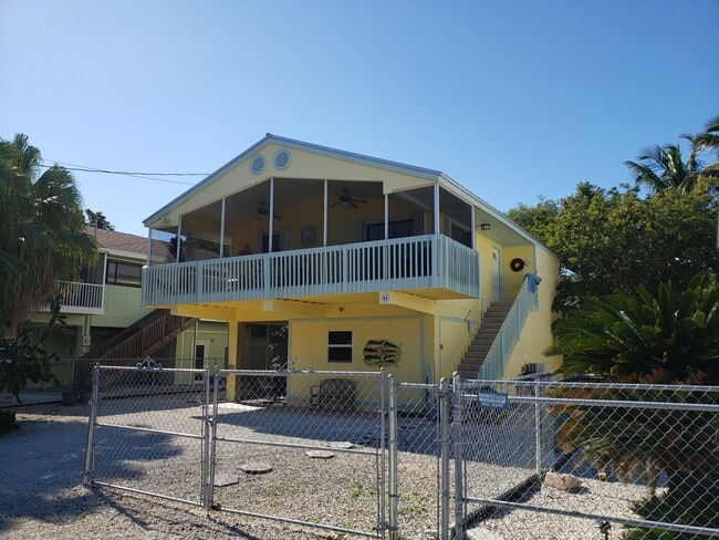 Building Photo - 44 Gumbo Limbo Ave Unit Upstairs Rental