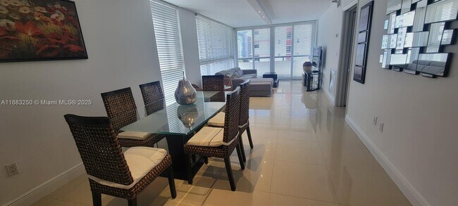 Photo - 3200 Collins Ave Unit 6-5