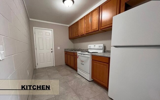 Photo - 2 Bedroom, 1 Bath in The Lyon St. Neighborhood -