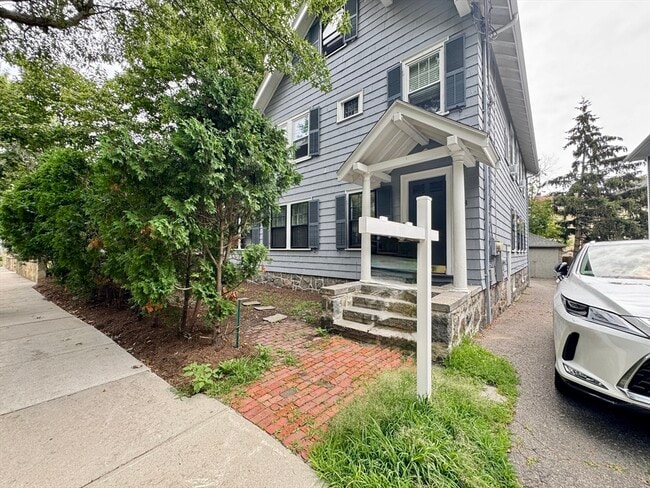 Building Photo - 88 Brush Hill Rd Unit 1 Rental