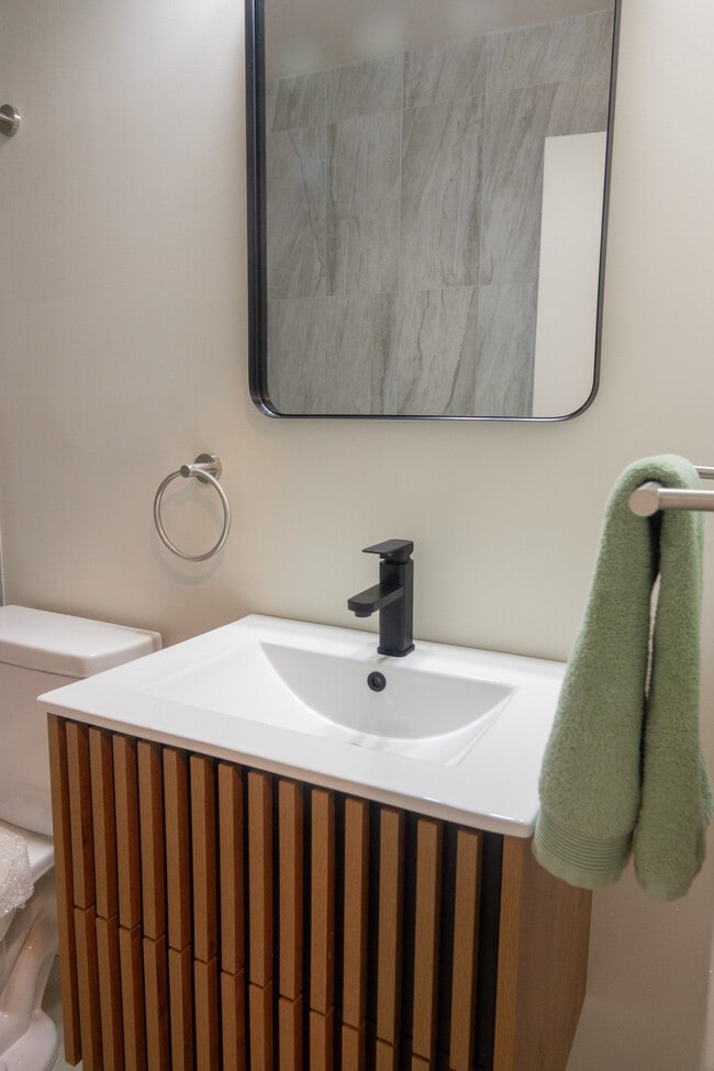 Luxury Finishes - Tremaine Place