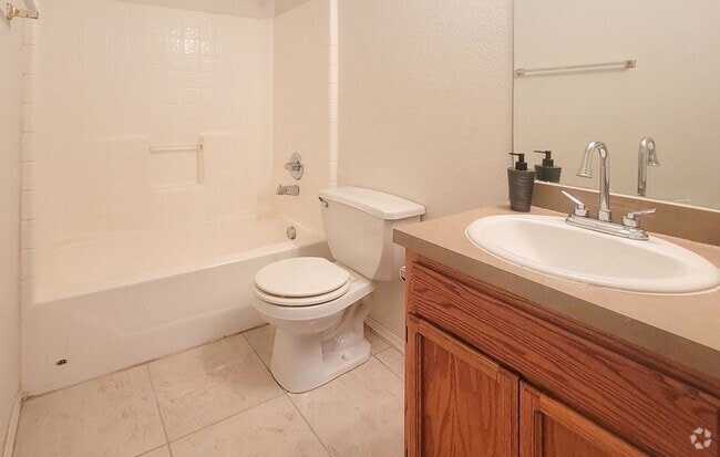 Building Photo - Don't miss out!! Rental