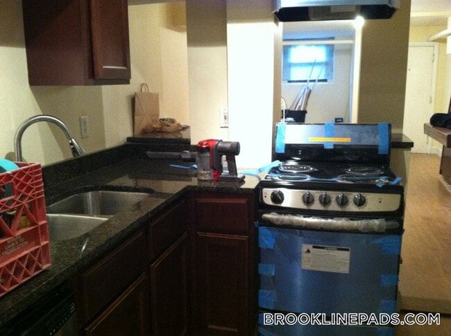 Photo - 79 Pleasant St Unit B