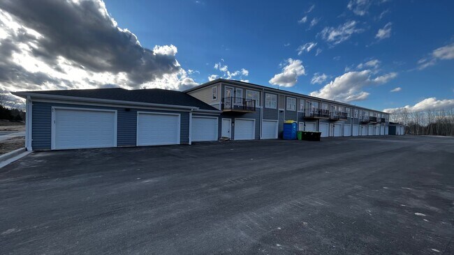 Photo - Poplar Grove Apartments