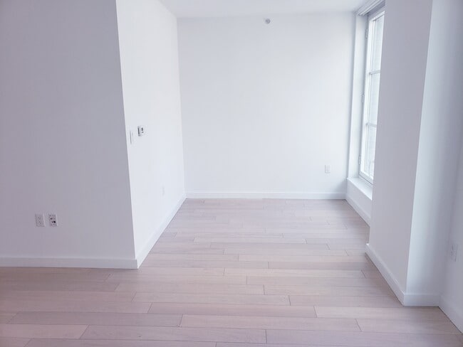 Photo - 535 W 43rd Street