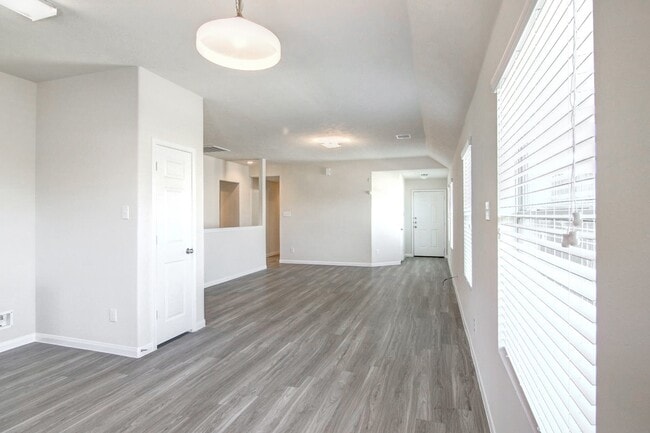 Photo - 5409 Rio Ramos St