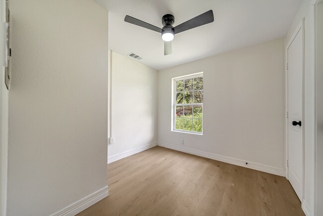 Photo - 411 Ave A Unit 2