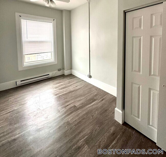 Photo - 50 Franklin St Unidad 1023