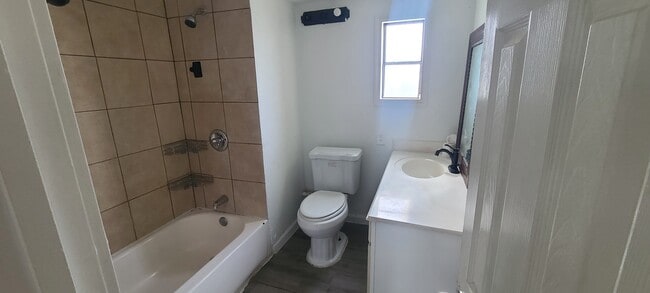 Photo - 11440 Underwood St