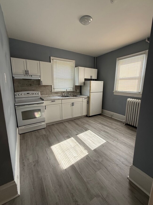 Photo - 1610 Hampton Ave SW Unit 1610 Hampton Avenue  1