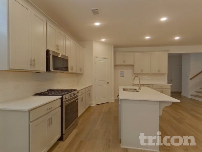 Photo - 45 Mayhaw Pt