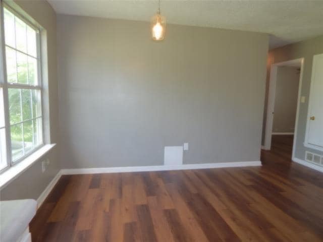 Photo - 1018 N Powell Pkwy