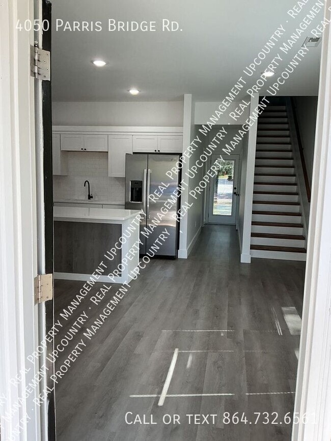 Photo - 4050 Parris Bridge Rd