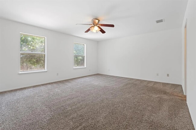 Photo - 2241 Southway