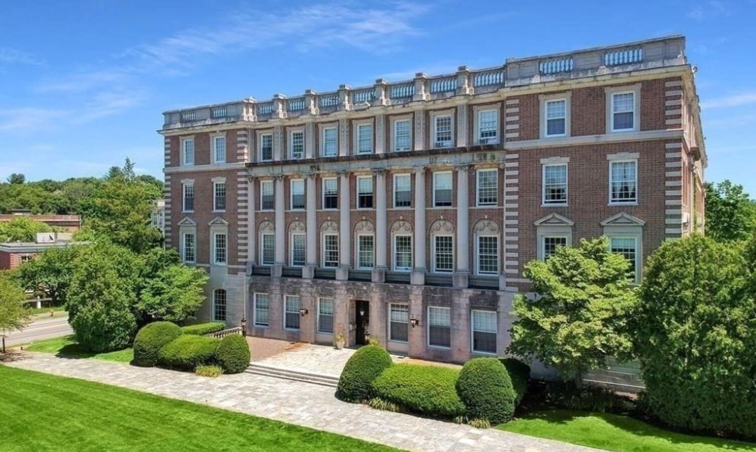 AVAILABLE July 1st, 2025! This Opportunity... - AVAILABLE July 1st, 2025! This Opportunity... Condo