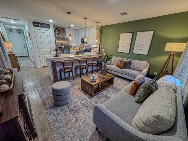 Building Photo - 21531 Carosella Dr