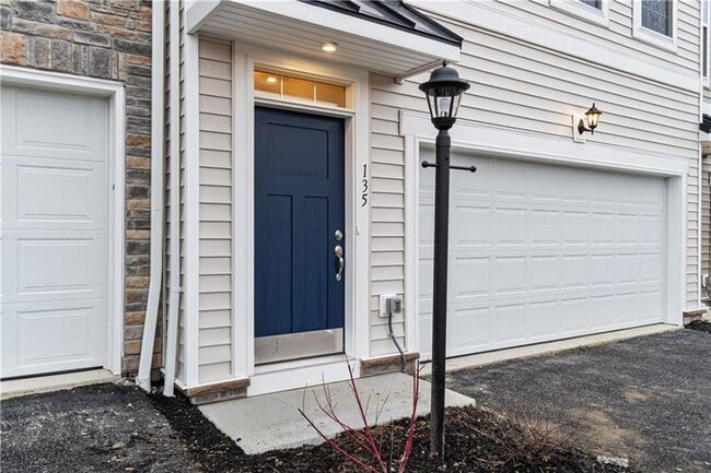 Photo - 135 Affinity Dr