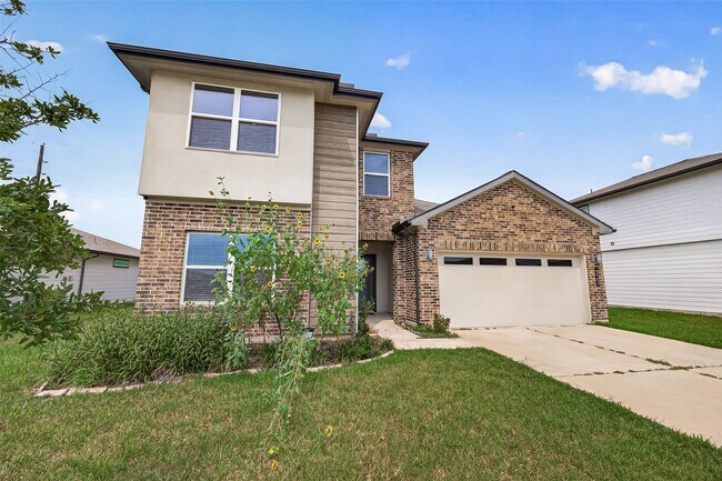 6903 Green Embers Ln