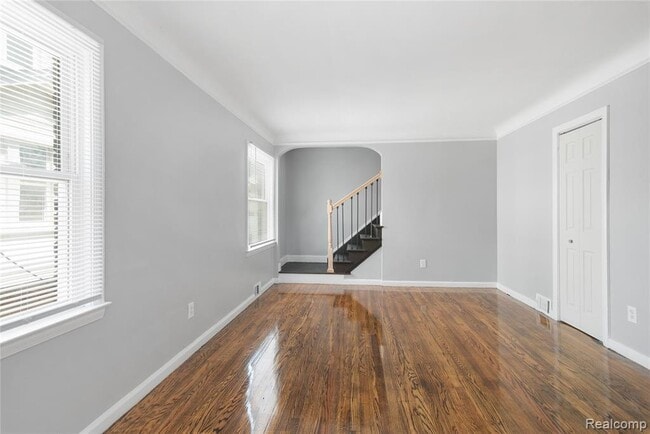 Photo - 4196 Buckingham