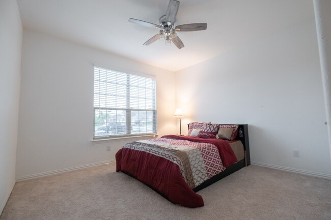 Photo - 5216 Timber Pt Dr