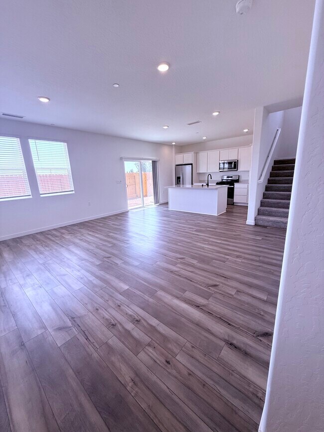 Photo - 6461 W Austin Wy