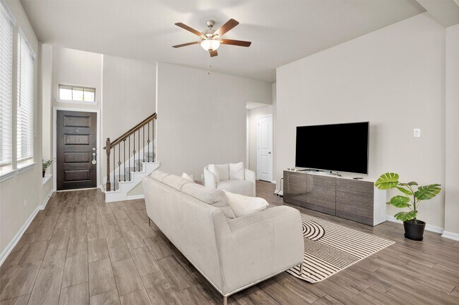 Photo - 28100 Rocky Heights Dr