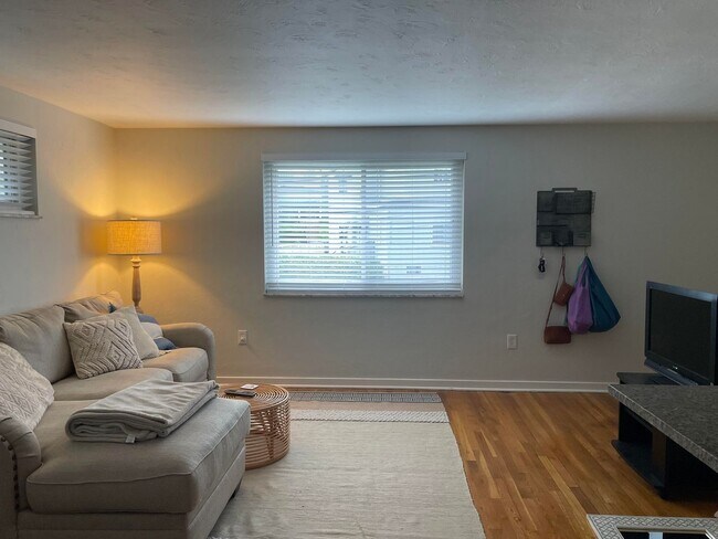 Photo - cen47 Unidad 49