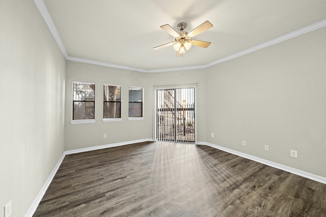 Living Room- A- 1BR-1BA-594Sqft- Archer At Willowbrook-003.jpg