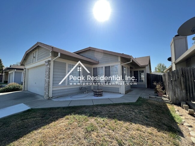 Photo - Charming 3 bd/2 ba Elk Grove Home!
