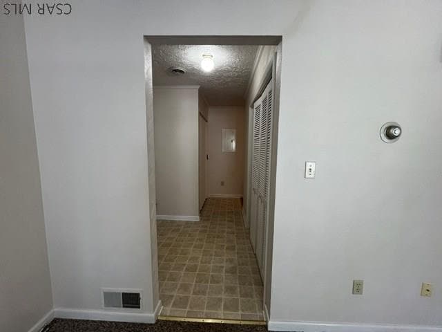 Photo - 722 E Oakmont Blvd