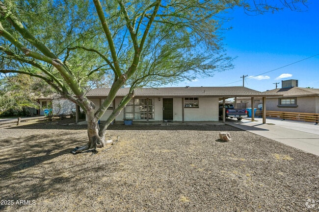 Building Photo - 3001 W Elm St Rental
