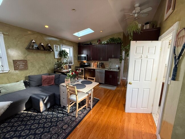 Photo - 24 Ellington Rd