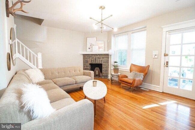 Photo - 2215 N Harrison St