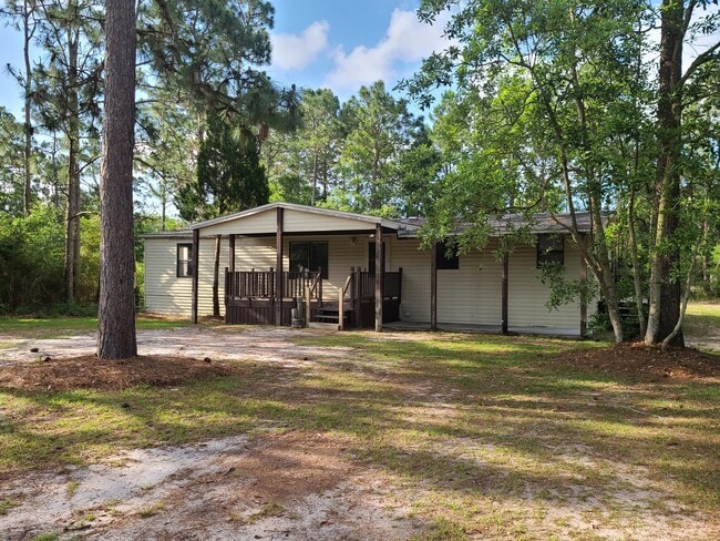 Building Photo - 8405 Verano St