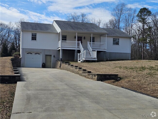 Building Photo - 16184 Plantation Ln Rental