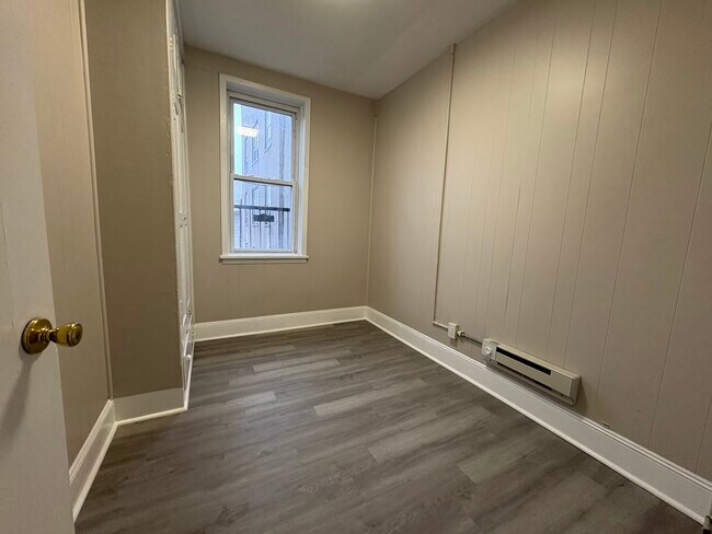 293 Griffith St 6 - 295 Griffith St Unidad 6